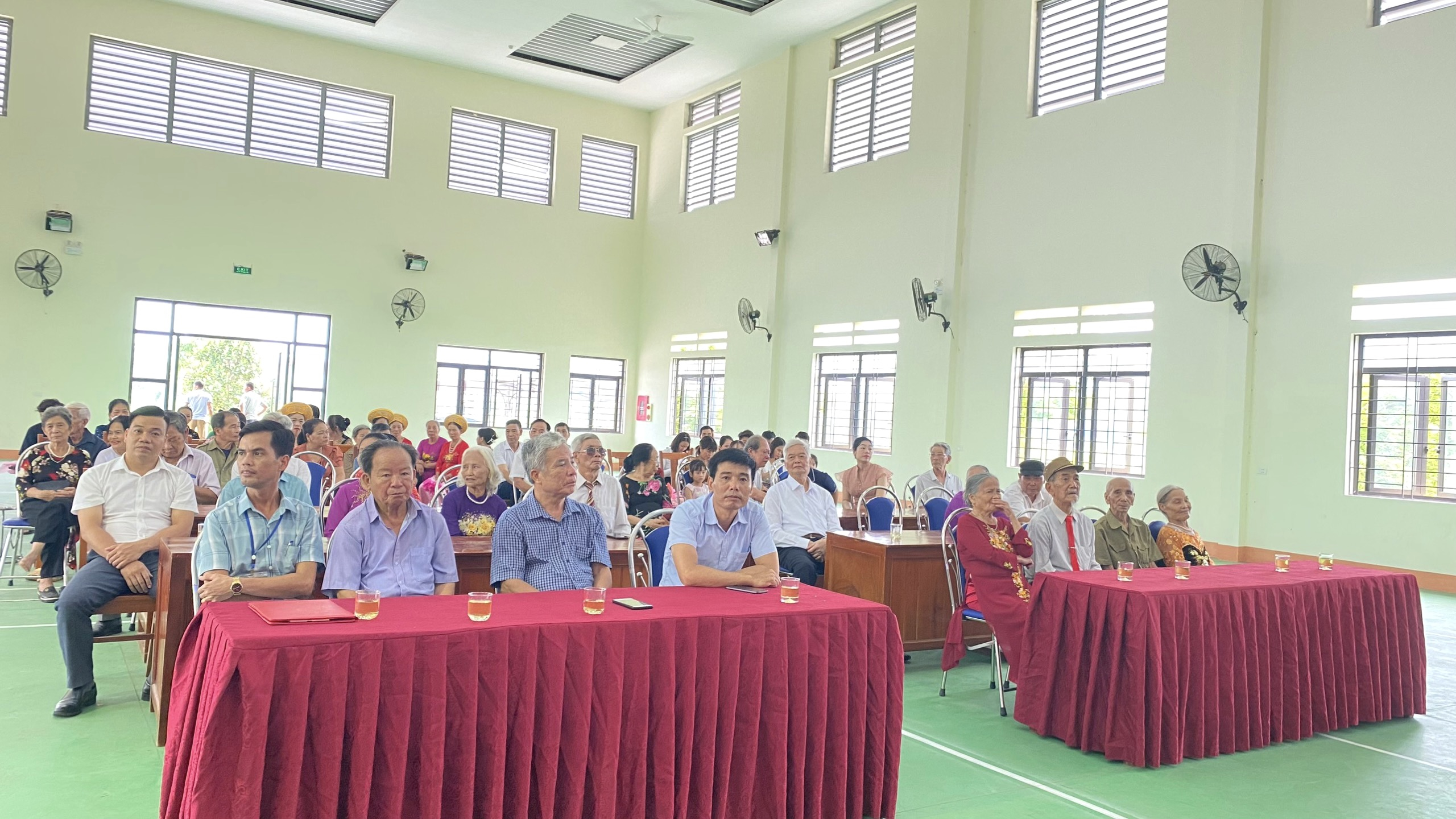 170E6FB0-4E88-4828-9FC6-ECEA3F2AD149.