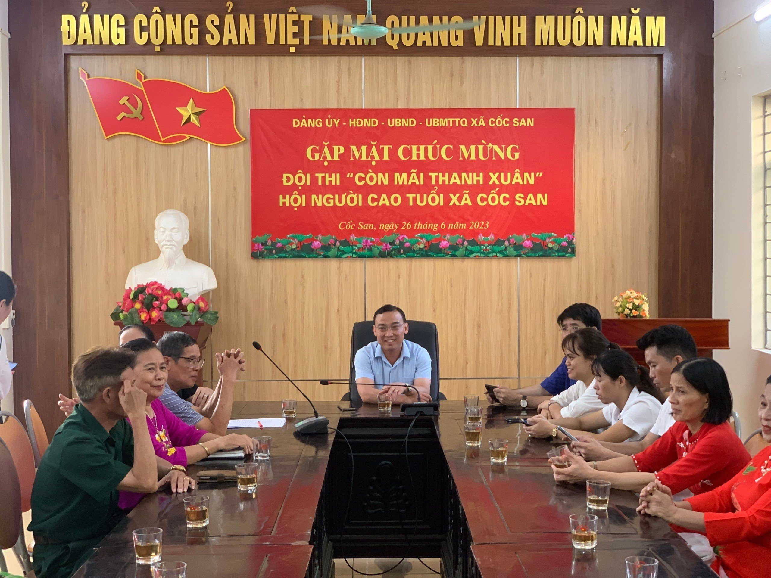 z4467369637473_461a9c5baaa3408d0266bb3c348a1be2