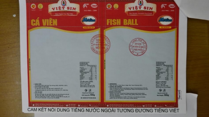 Sản ph&acirc;̉m cá vi&ecirc;n đặc trưng của Vi&ecirc;̣t Sin tu&acirc;n thủ nghi&ecirc;m ngặt v&ecirc;̀ bao bì ti&ecirc;́ng Vi&ecirc;̣t và ti&ecirc;́ng nước ngoài.