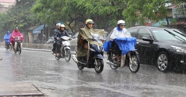 Dự báo thời tiết ngày 3/7: Xuất hiện mưa giông, các phụ huynh, thí sinh nên chuẩn bị áo mưa