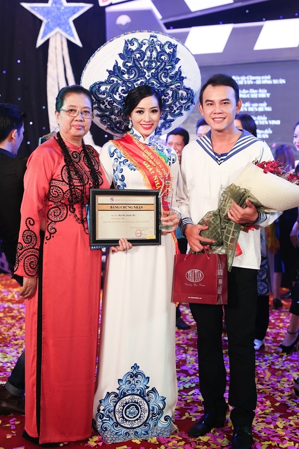 Mai Thanh H&agrave; đăng quang cuộc thi Diễn vi&ecirc;n điện ảnh triển vọng - Ng&ocirc;i sao Ng&agrave;y Mai 2016