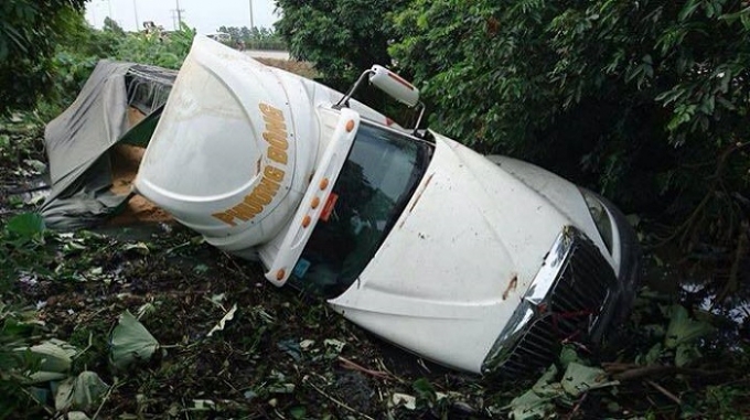 Chiếc xe&nbsp;container gặp nạn.