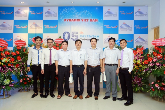 Kh&aacute;ch h&agrave;ng Pyramid Việt Nam