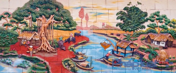 Xa qu&ecirc; hương suốt mấy chục năm rồi -M&atilde;i trong ta nhớ miền qu&ecirc; y&ecirc;u dấu -&nbsp;C&aacute;nh diều tuổi thơ lưng tr&acirc;u s&aacute;o đậu -&nbsp;Nghe qu&ecirc; hương đất mẹ gọi ta về...