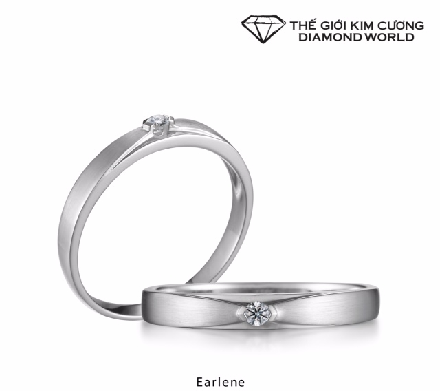 02 Giải nhất trị gi&aacute; 50 triệu đồng bao gồm một kỳ nghỉ trăng mật v&agrave; cặp nhẫn cưới kim cương Earlene từ nh&agrave; t&agrave;i trợ Thế Giới Kim Cương.