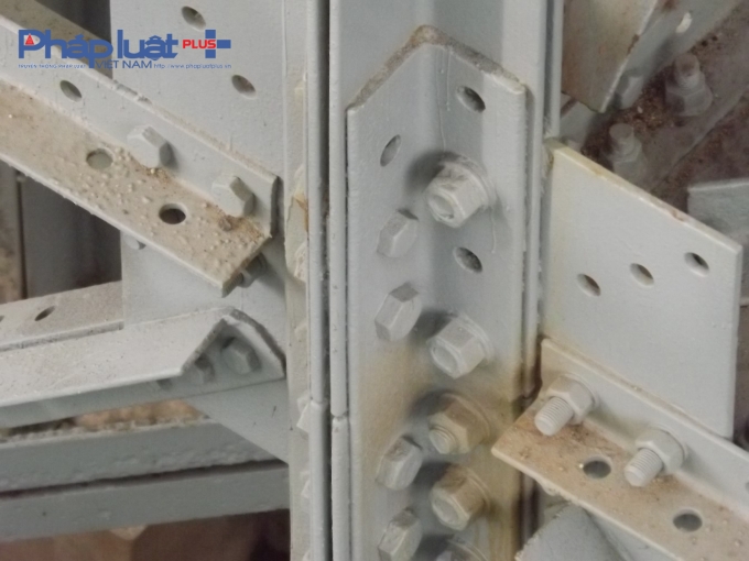 Chi gần 300 tỷ đồng tu sửa, thực trạng cầu Long Bi&ecirc;n ra sao?