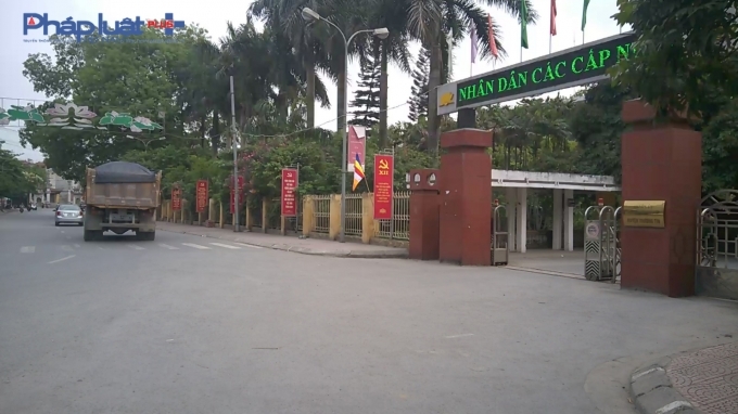 Trụ sở UBND huyện Thường T&iacute;n.