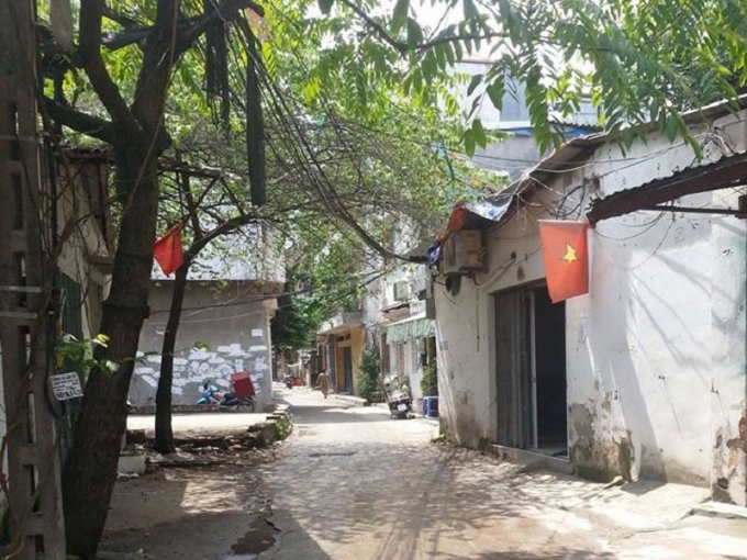 &nbsp;Ng&otilde; 184 phố Hoa Bằng nơi xảy ra vụ truy s&aacute;t.