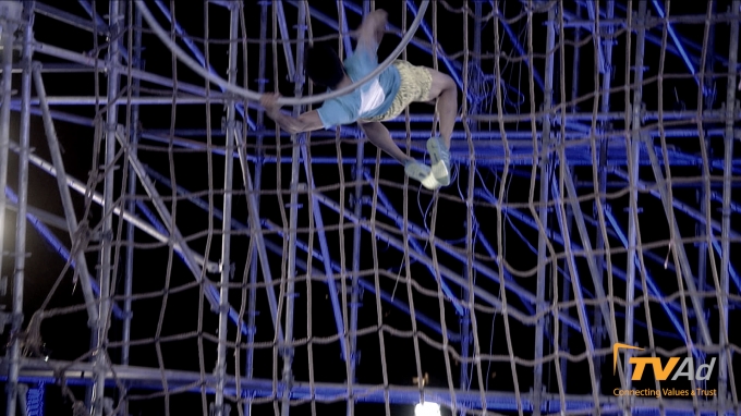 C&uacute; ng&atilde; đẹp nhất của stage 1B thuộc về vđv v&otilde; cổ truyền - Ho&agrave;ng Sa.