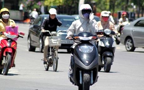 V&ugrave;ng &aacute;p thấp ph&iacute;a T&acirc;y đang ph&aacute;t triển trở lại g&acirc;y ra hiệu ứng phơn ở Trung Bộ. Ảnh: minh họa