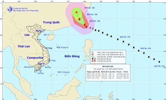 Trong 24 đến 48 giờ tiếp theo, b&atilde;o có khả năng đ&ocirc;̉i hướng di chuy&ecirc;̉n theo hướng Bắc T&acirc;y Bắc, mỗi giờ đi được khoảng 10-15km. Ảnh: nchmf.gov.vn