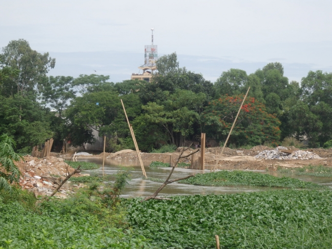 Dự &aacute;n đứng trước nguy cơ chậm tiến độ.