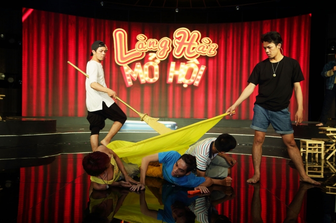 Quyết t&acirc;m v&agrave;o chung kết L&agrave;ng h&agrave;i mở hội, X&eacute;m Cười tẩm xăng đốt Huỳnh Tiến Khoa