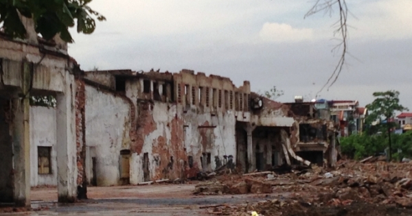 Người dân thành Nam chia tay với biểu tượng Nhà máy dệt lớn nhất Đông Dương một thời