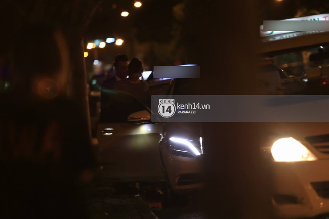 ... v&agrave; c&ugrave;ng nhau trở về.