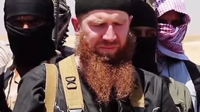 &nbsp;Omar al-Shishani chỉ huy r&acirc;u đỏ của IS. (Ảnh: AP)