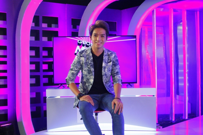 Gala chung kết Gương mặt th&acirc;n quen 2016: H&ograve;a Minzy h&aacute;t tuồng cổ Hồ Nguyệt C&ocirc; h&oacute;a c&aacute;o