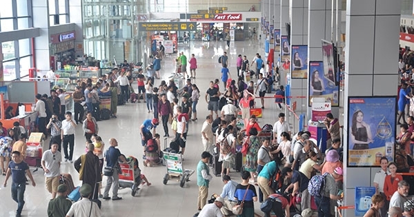 Vì sao chậm, hủy chuyến lại tăng?