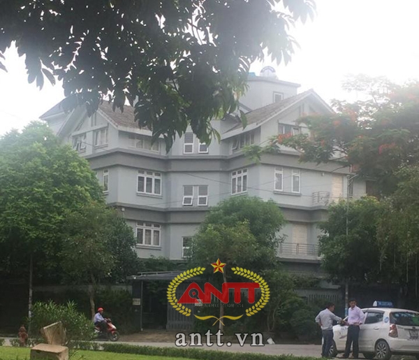 Căn biệt thự nơi b&agrave; Ho&agrave;ng Thị Thanh V&acirc;n đang sống c&ugrave;ng chồng l&agrave; &ocirc;ng Lục Minh Ho&agrave;n.