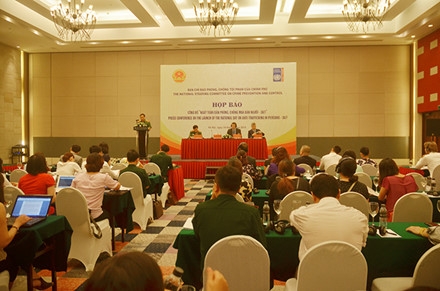 Quang cảnh, buổi họp b&aacute;o c&ocirc;ng bố quyết định của Thủ tướng về