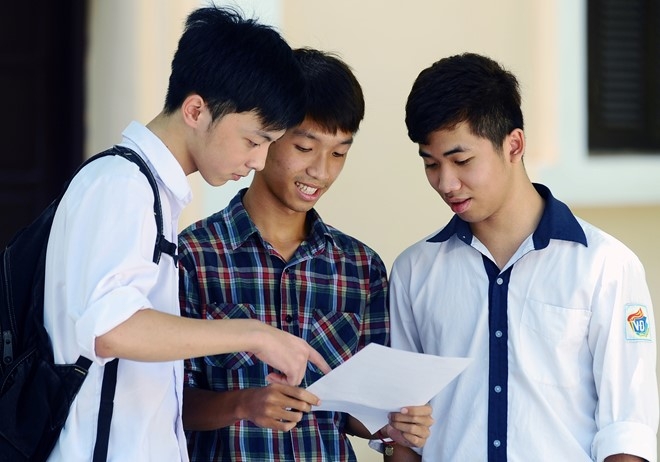 Bộ GD-ĐT đang c&acirc;n nhắc c&oacute; thể k&eacute;o d&agrave;i thời hạn nộp hồ sơ hơn so với khoảng 2 ng&agrave;y như dự kiến. (Ảnh minh họa: Zing News)