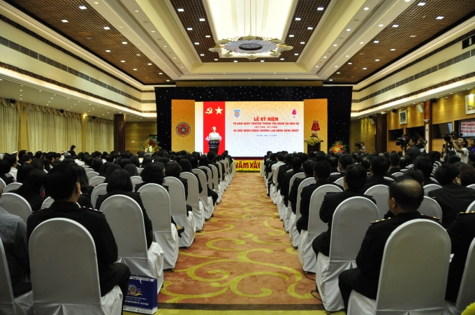 Quang cảnh buổi lễ kỷ niệm.