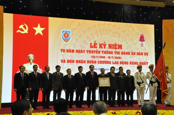 Bộ Tư ph&aacute;p long trọng tổ chức Lễ Kỷ niệm 70 năm Ng&agrave;y truyền thống Thi h&agrave;nh &aacute;n d&acirc;n sự