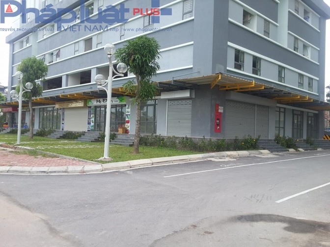 Thời gian qua, dự &aacute;n bất ngờ nổi đ&igrave;nh nổi đ&aacute;m khi xuất hiện th&ocirc;ng tin &ocirc;ng Lục Minh Kim c&oacute; hộ khẩu thường tr&uacute; tại khu biệt thự cao cấp bậc nhất Bắc Linh Đ&agrave;m được mua nh&agrave; tại dự &aacute;n n&agrave;y.