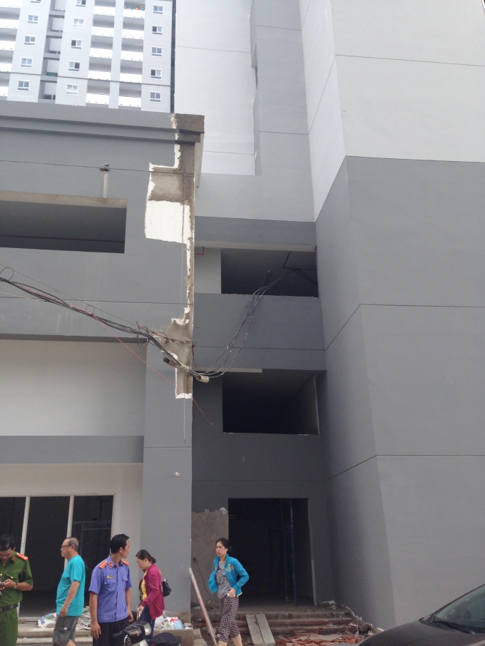 &nbsp;Quan sát bằng mắt thường, b&acirc;́t cứ ai cũng có th&ecirc;̉ th&acirc;́y, đ&acirc;y l&agrave; chung cư đang trong qu&aacute; tr&igrave;nh x&acirc;y dựng.