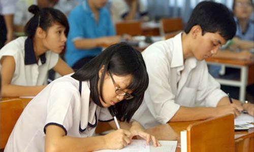 Th&iacute; sinh cần tr&aacute;nh những trang th&ocirc;ng tin giả mạo tra cứu điểm thi giống hệt trang wed của Bộ GD-ĐT đ&atilde; xuất hiện. Ảnh minh họa.