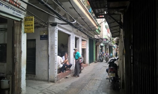 Hàng chục căn nhà sắp hóa “siêu mỏng siêu méo” giữa lòng Hà Nội