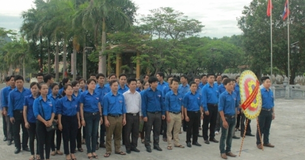 Ban chấp hành Đoàn Bộ Tư pháp dâng 10.741 nén hương thơm tưởng nhớ các anh hùng liệt sĩ