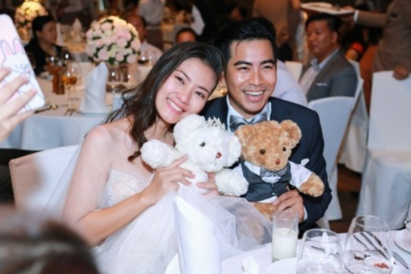 Lễ ăn hỏi được tổ chức v&agrave;o ng&agrave;y 22/7 mới đ&acirc;y.