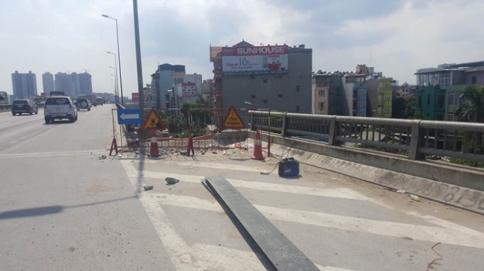 Vụ &ocirc; t&ocirc; bay khỏi đường tr&ecirc;n cao: V&igrave; sao lại c&oacute; đoạn hẫng nhịp dầm?