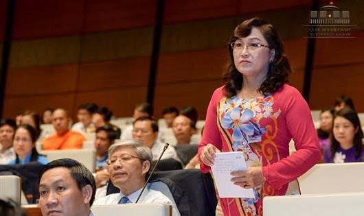 Về dự kiến chương tr&igrave;nh gi&aacute;m s&aacute;t, ĐB B&eacute; đề nghị Quốc hội tập trung v&agrave;o vấn đề an to&agrave;n thực phẩm.