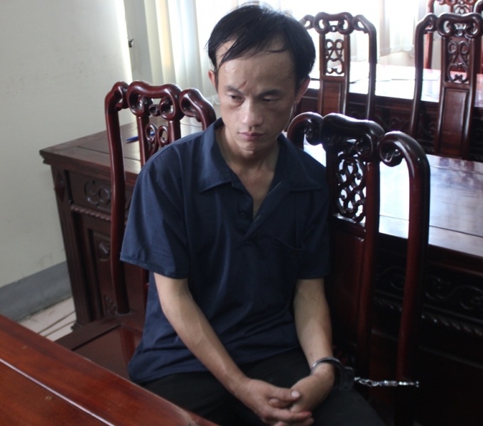 Đối tượng V&agrave; Vả Lỳ tại cơ quan điều tra.