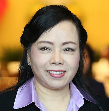 B&agrave;&nbsp;Nguyễn Thị Kim Tiến được đề nghị ph&ecirc; chuẩn bổ nhiệm giữ chức&nbsp;Bộ trưởng Y tế. Ảnh:&nbsp;Ngọc Th&agrave;nh.