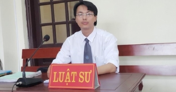 Vụ "bị bắt vì đập sữa trong siêu thị": Có thể bị xử lí về tội hủy hoại tài sản