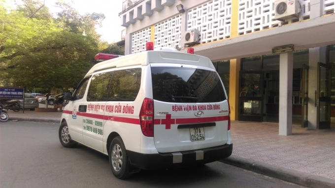 Xe cứu thương của c&aacute;c địa phương được ph&eacute;p đưa đ&oacute;n bệnh nh&acirc;n khi người nh&agrave; c&oacute; y&ecirc;u cầu.