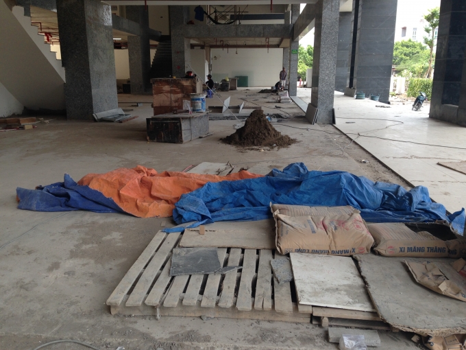 TP HCM: S&acirc;̣p giàn giáo khiến 3 người bị thương tại chung cư Dream Home Luxury Gò V&acirc;́p