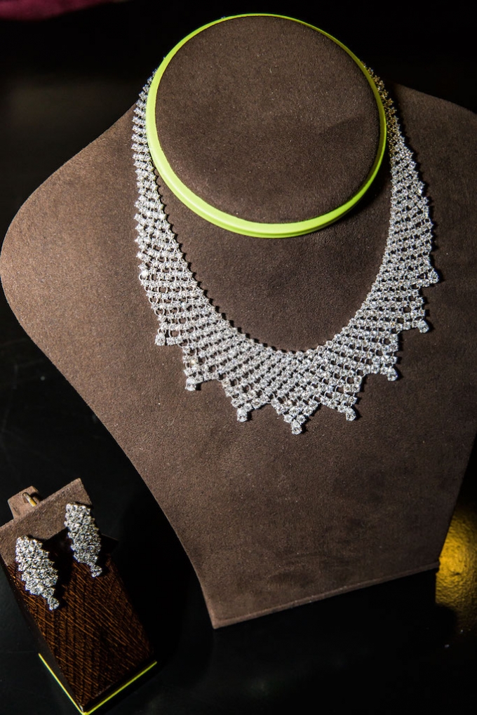 Cho&aacute;ng với triển l&atilde;m kim cương triệu đ&ocirc;