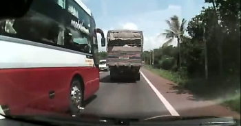 Tổng hợp các clip tố xe khách Thành Bưởi chạy ẩu