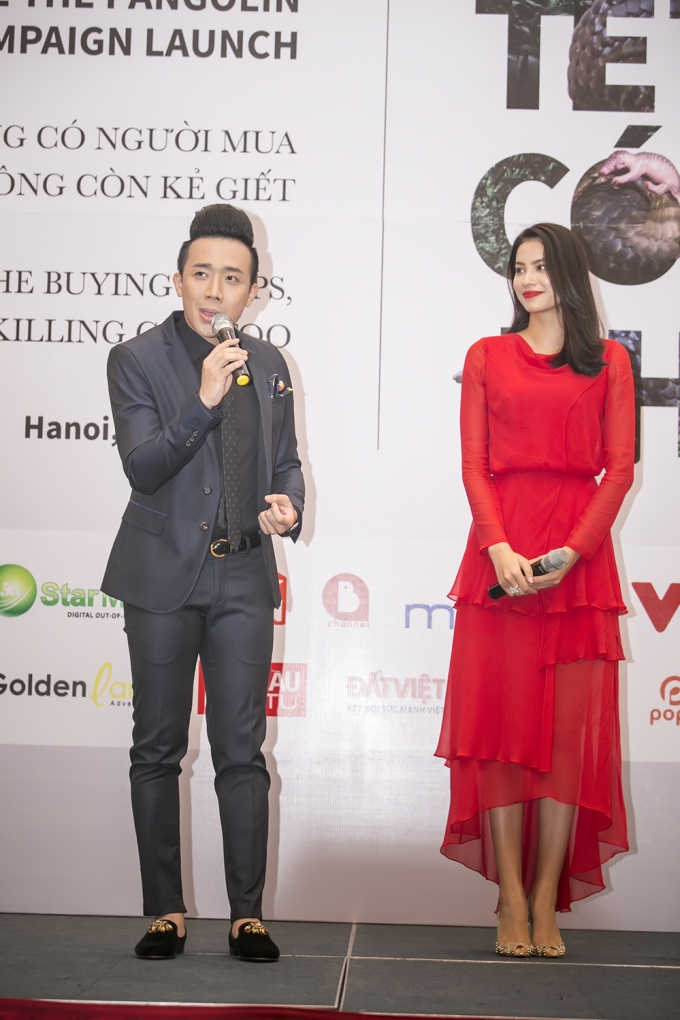 Phạm Hương diện đầm đỏ cuốn h&uacute;t l&agrave;m đại sứ thiện ch&iacute; bảo vệ động vật hoang d&atilde;