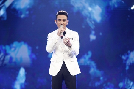 Vietnam Idol: Tr&agrave; My chia tay trong nước mắt, vợ chồng Thu Minh rạng rỡ b&ecirc;n nhau mặc scandal bị tố lừa đảo