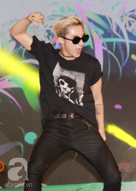 Sơn T&ugrave;ng M-TP