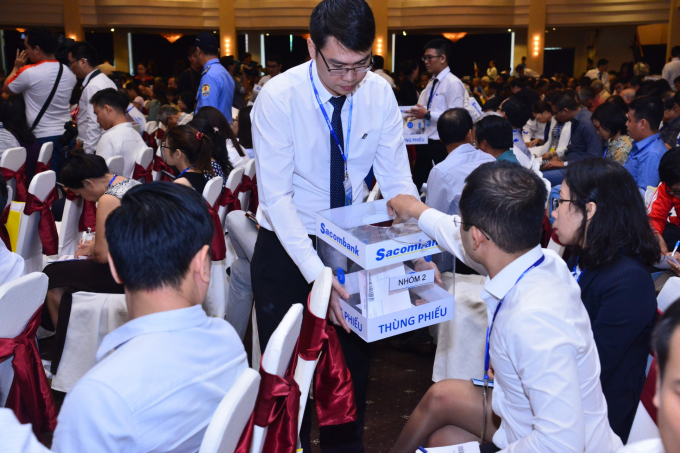 Cổ đ&ocirc;ng bỏ phiếu bầu Hội đồng quản trị v&agrave; Ban kiểm so&aacute;t nhiệm kỳ 2017-2021