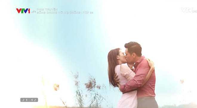 Bỏ qua tất cả, sau c&ugrave;ng Sơn v&agrave; V&acirc;n đ&atilde; đến được với nhau.