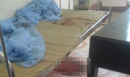 Phú Thọ: Cuồng ghen, đâm chết vợ trong bệnh viện