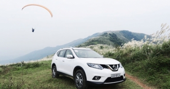 Các hãng xe thi nhau giảm giá, Toyota buộc phải "tham chiến"