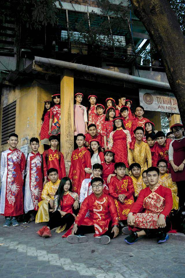 Quảng Ng&atilde;i: Học sinh bức x&uacute;c với bộ ảnh kỉ yếu xấu hơn chụp bằng điện thoại